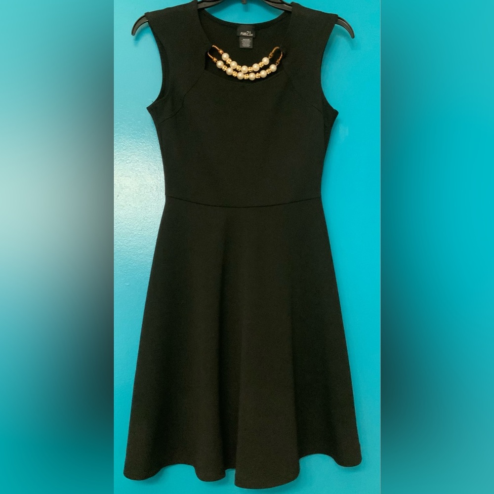 Rue 21 Sz Medium Black Sleeveless Dress